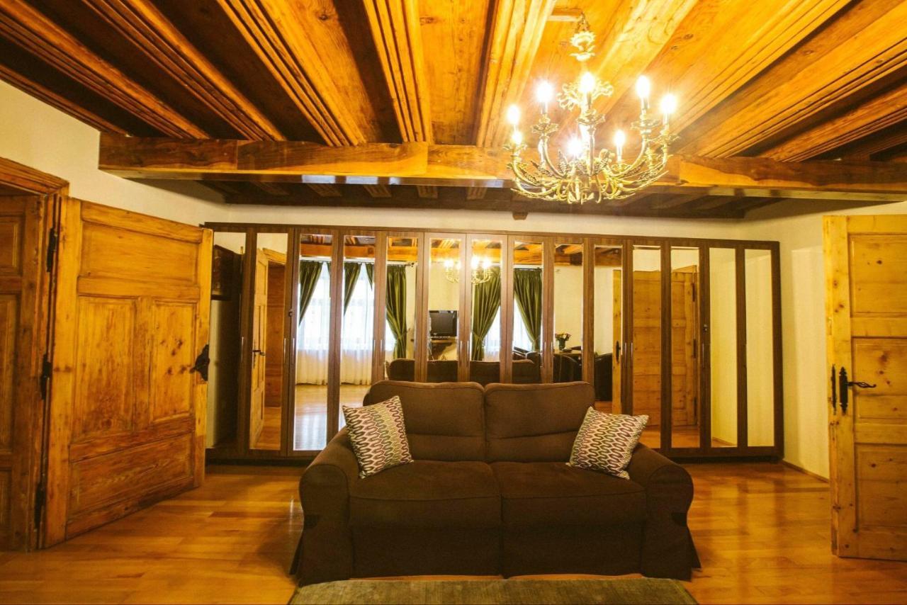 Casa Schobeln Apartment Брашов Екстериор снимка