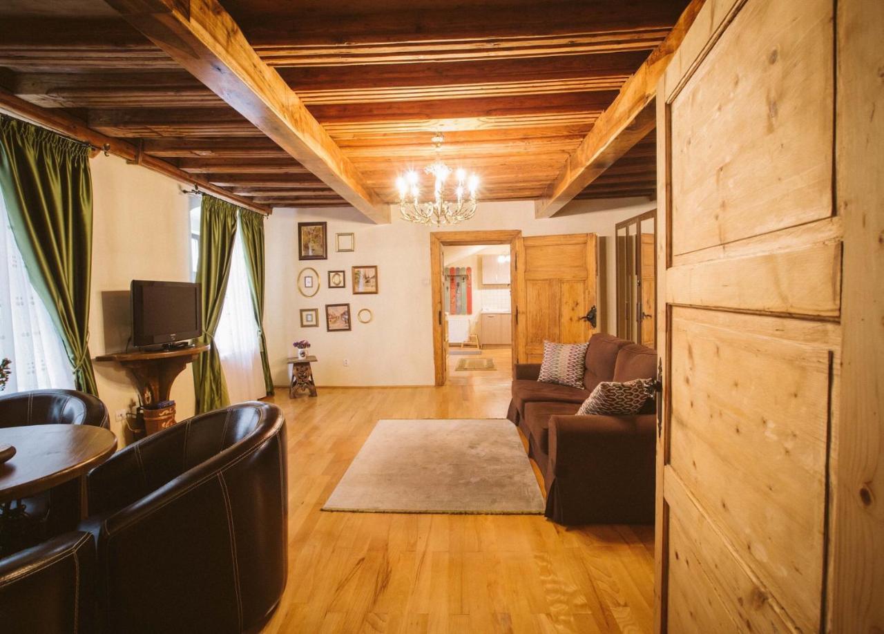 Casa Schobeln Apartment Брашов Екстериор снимка