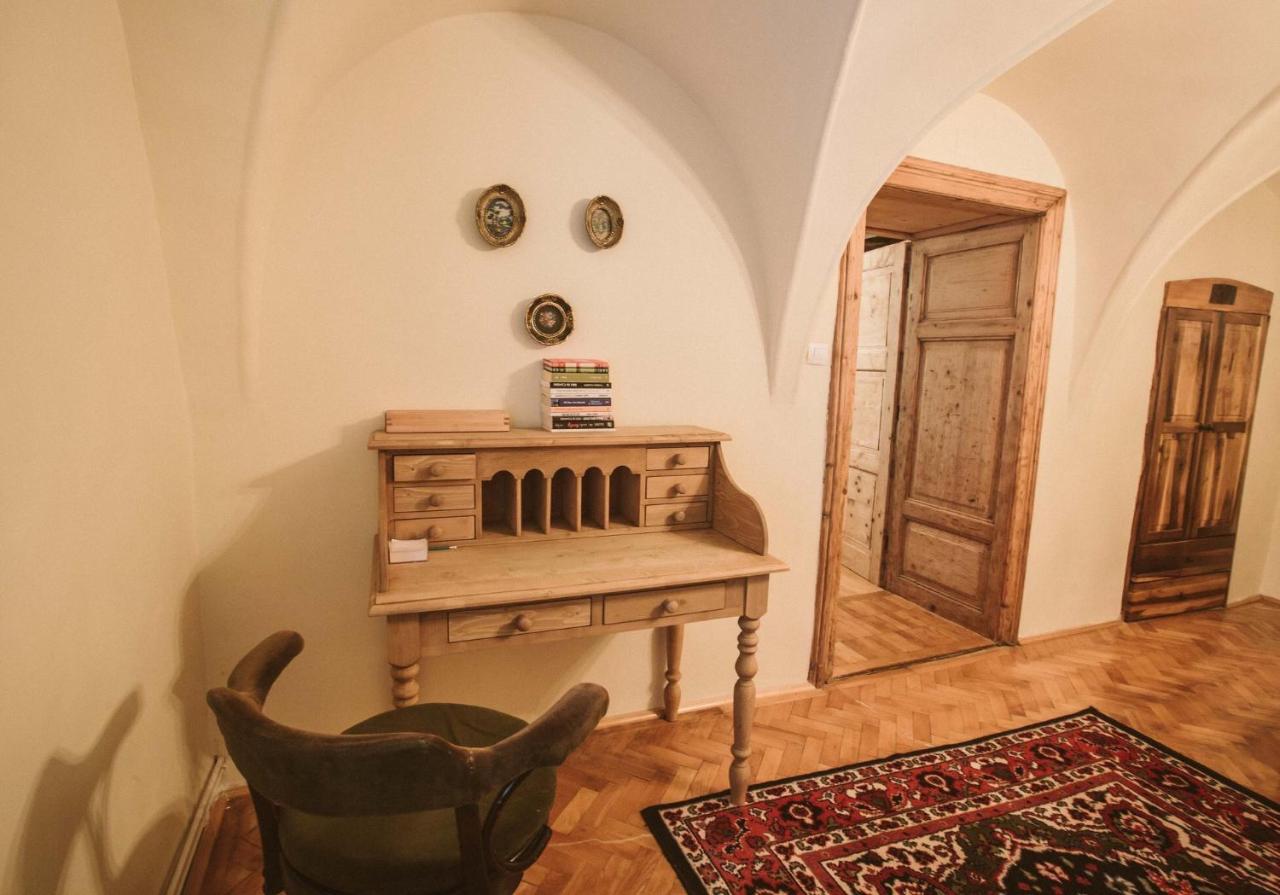 Casa Schobeln Apartment Брашов Екстериор снимка